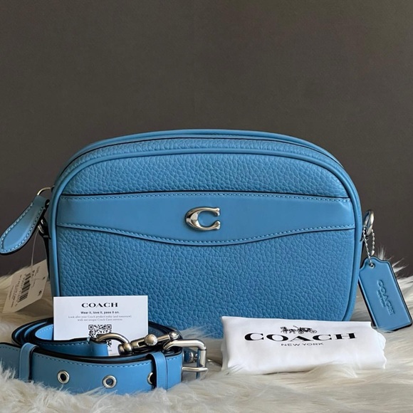 💰SOLD - CC386 - Coach Camera Bag - Picture 11 of 12